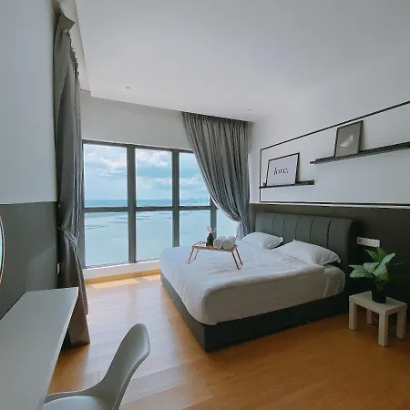 Seafront Country Garden Danga Bay By Lions Bay Apartment Johor Bahru Exterior photo
