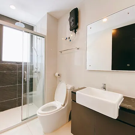 Seafront Country Garden Danga Bay By Lions Bay Apartment Johor Bahru Room photo