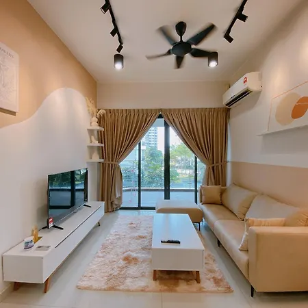 Seafront Country Garden Danga Bay By Lions Bay Apartment Johor Bahru Room photo