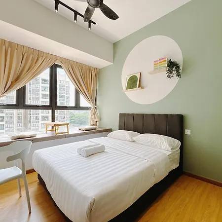 Seafront Country Garden Danga Bay By Lions Bay Apartment Johor Bahru Room photo