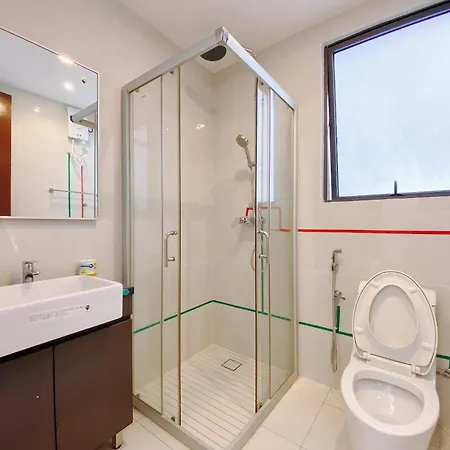 Seafront Country Garden Danga Bay By Lions Bay Apartment Johor Bahru Room photo