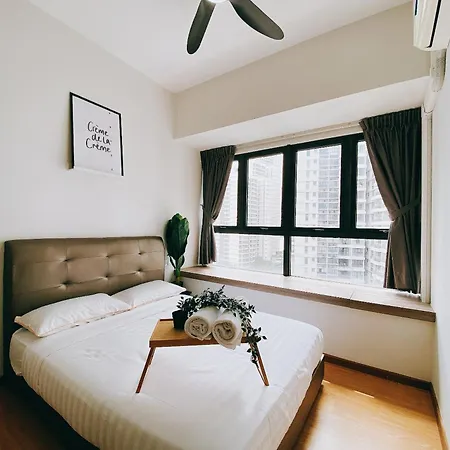 Seafront Country Garden Danga Bay By Lions Bay Apartment Johor Bahru Room photo