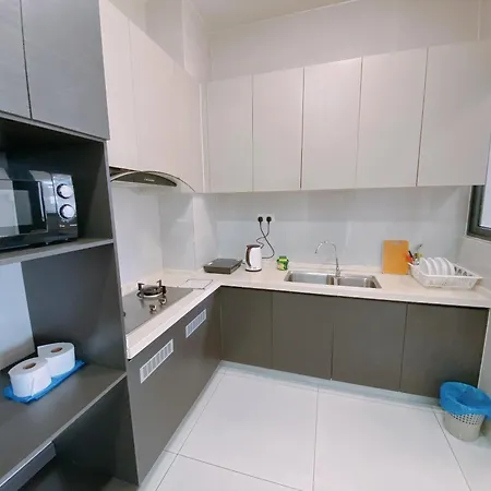 Seafront Country Garden Danga Bay By Lions Bay Apartment Johor Bahru Room photo