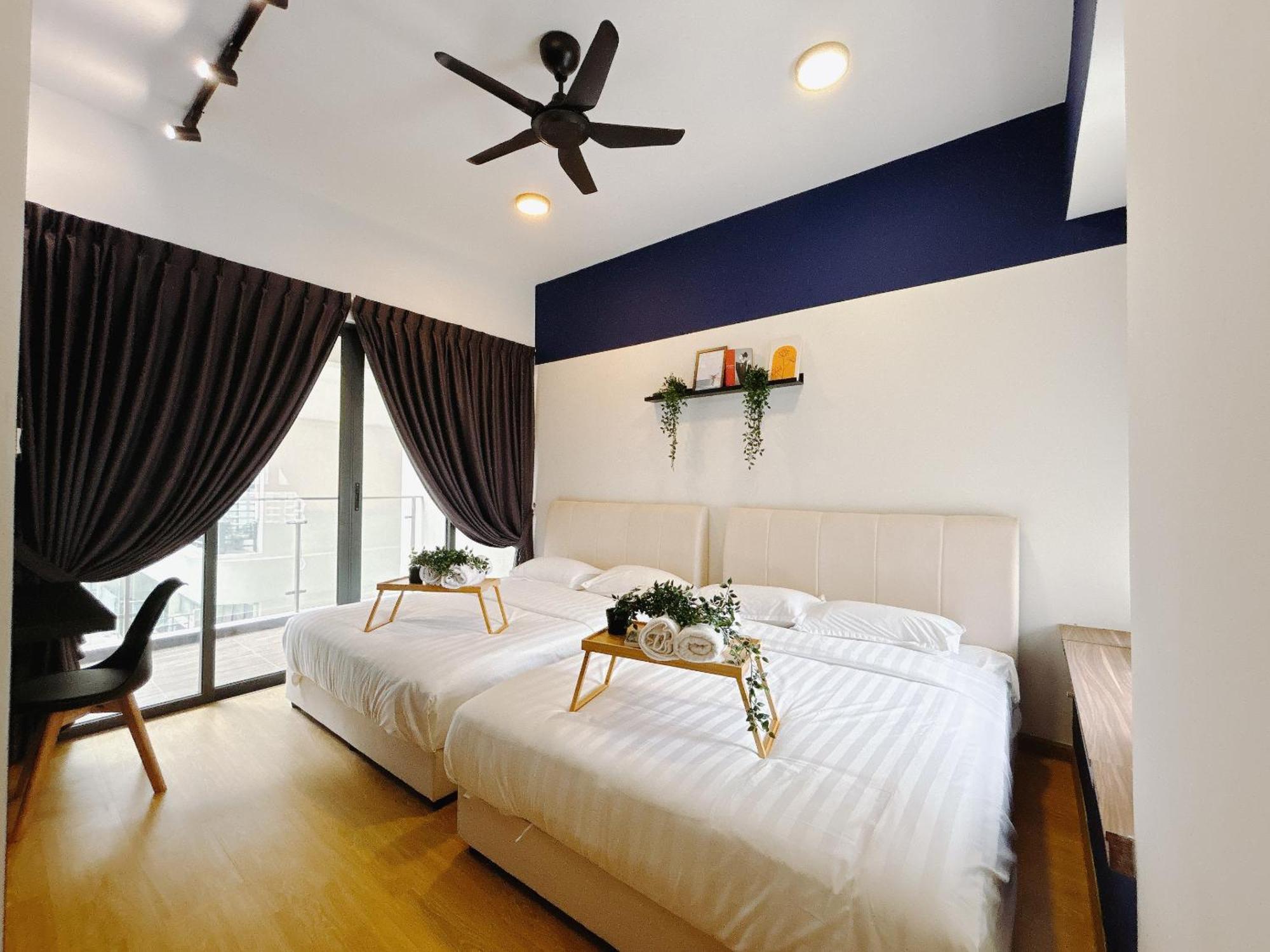 Seafront Country Garden Danga Bay By Lions Bay Apartment *