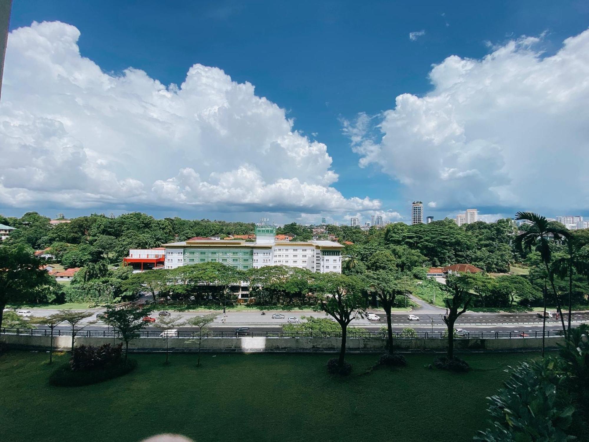 Seafront Country Garden Danga Bay By Lions Bay * Johor Bahru