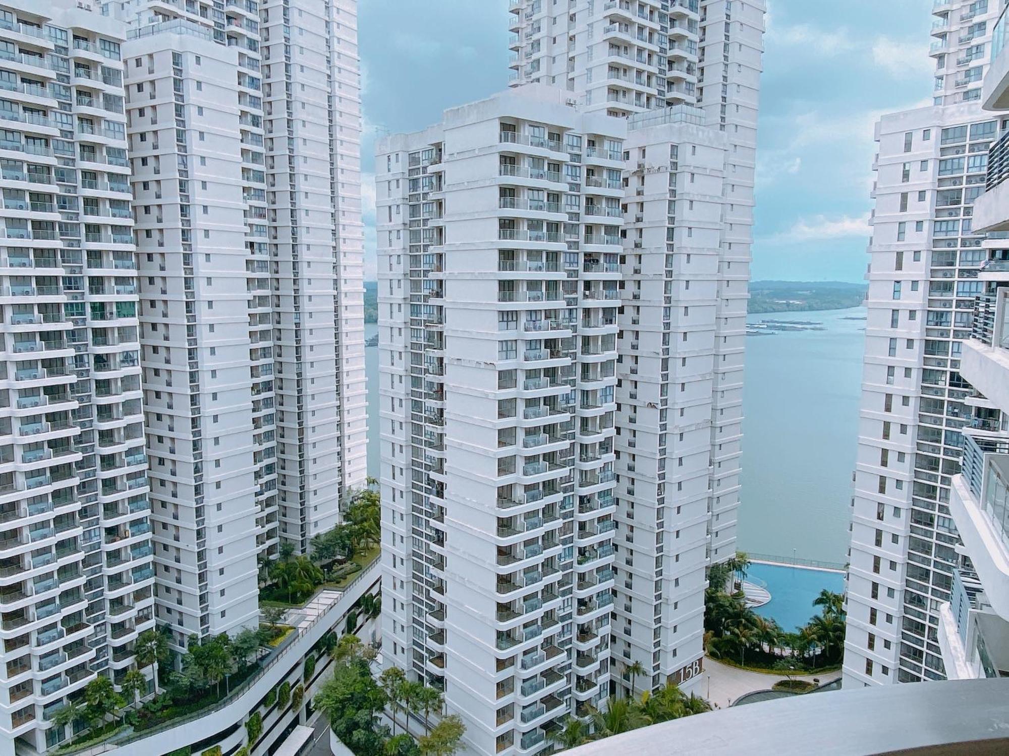 Seafront Country Garden Danga Bay By Lions Bay * Johor Bahru