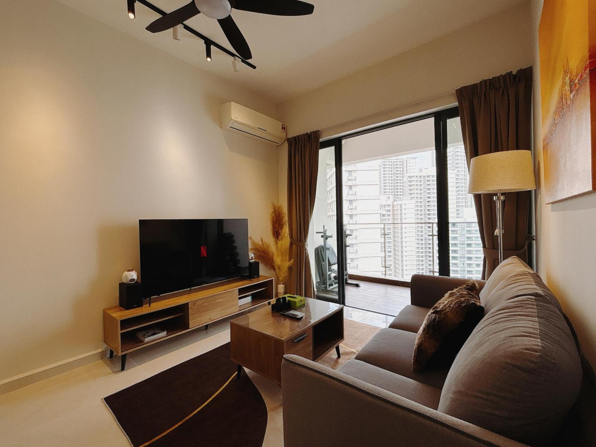 Seafront Country Garden Danga Bay By Lions Bay Apartment Johor Bahru