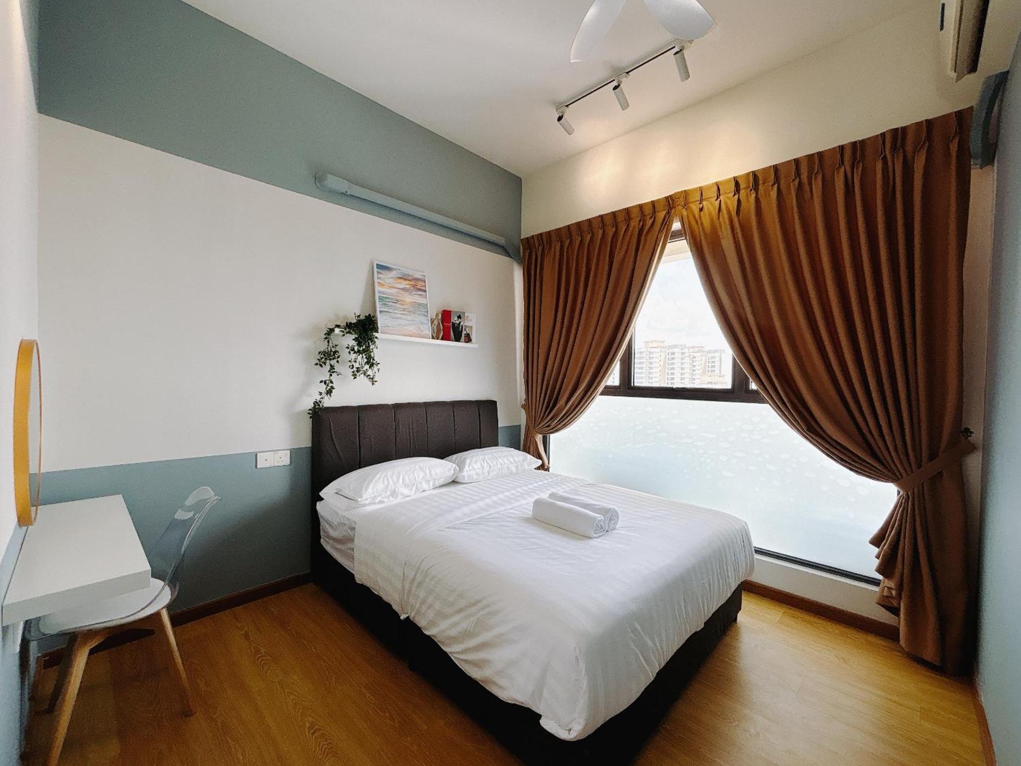 Seafront Country Garden Danga Bay By Lions Bay Apartment