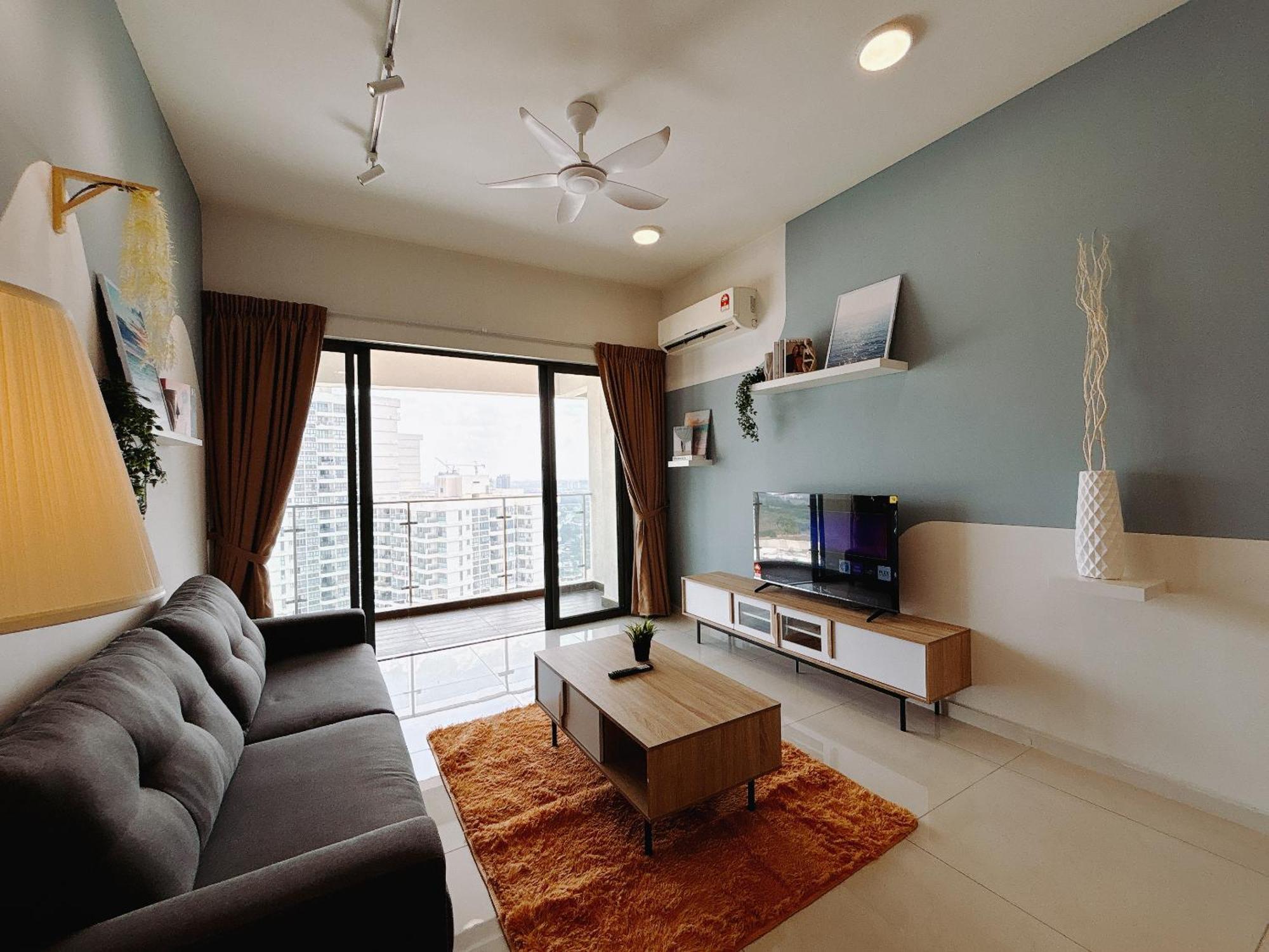 Seafront Country Garden Danga Bay By Lions Bay Apartment