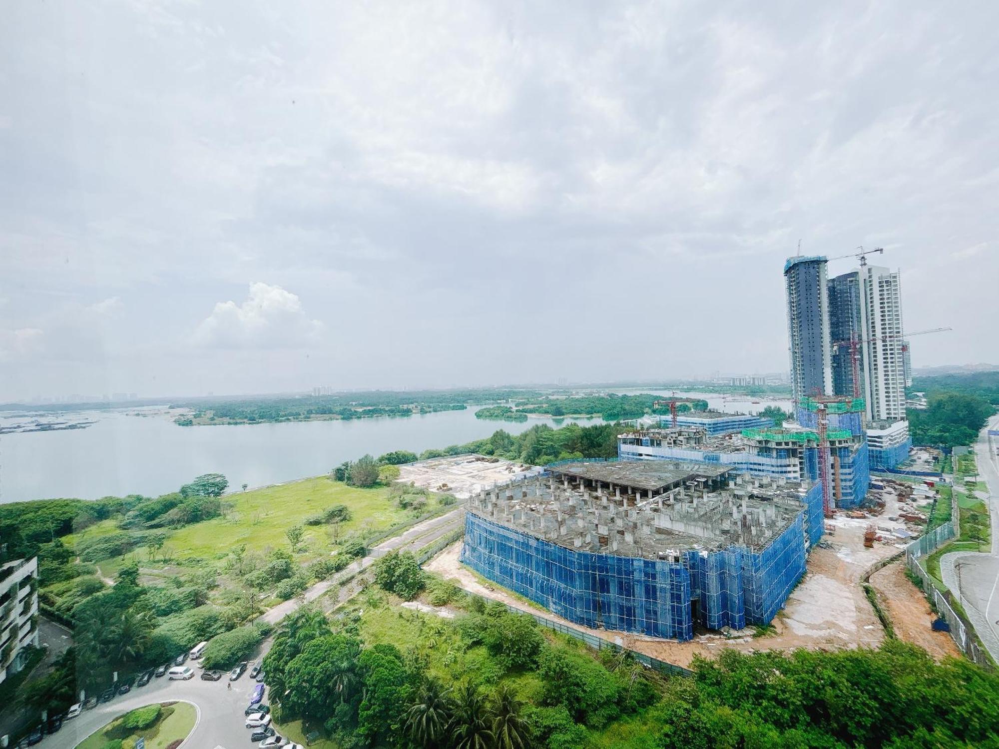 Seafront Country Garden Danga Bay By Lions Bay Apartment *